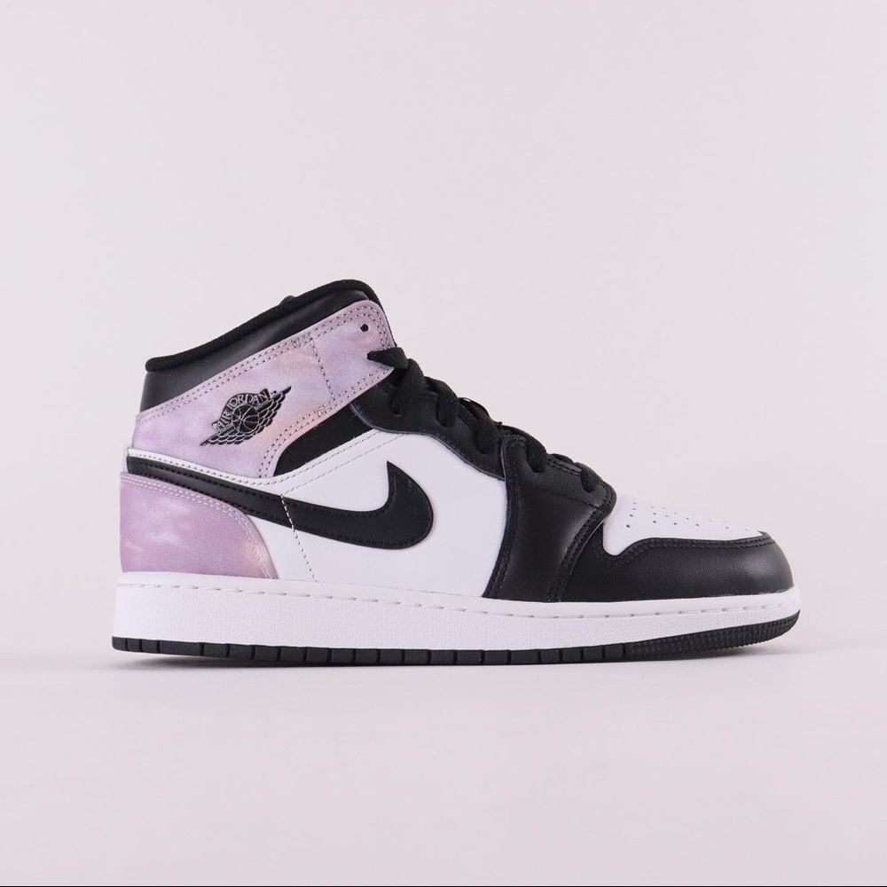 AIR JORDAN 1 MID ZEN MASTER GS(SEE SIZE CONVERSION IN DESCRIPTION)